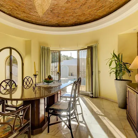 Villas2go2 V5 Xxi Villa *