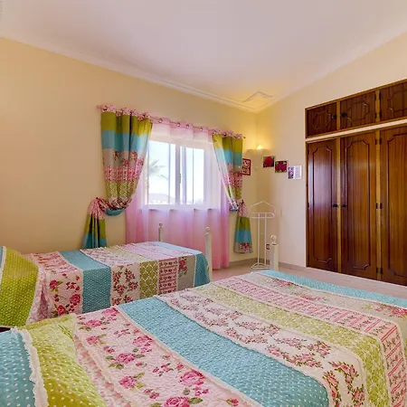 Villas2go2 V5 Xxi Villa Vilamoura